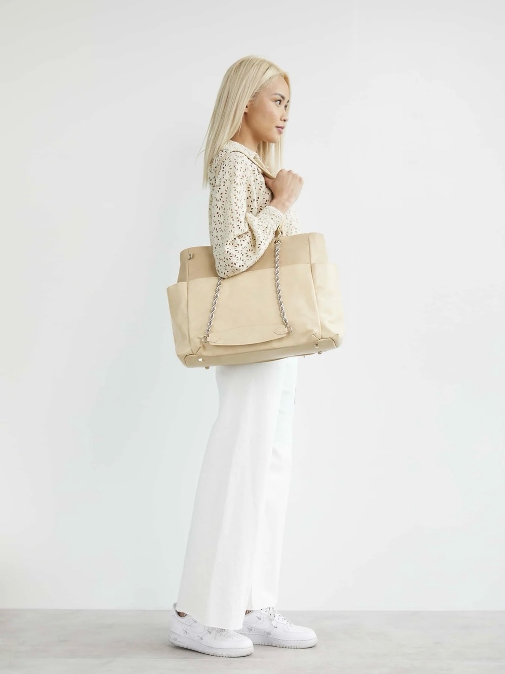 BEIS The Diaper Bag in Beige